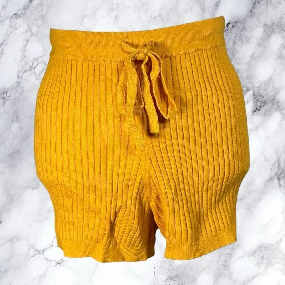 Lovers and Friends Stacie Knit Shorts - Apricot